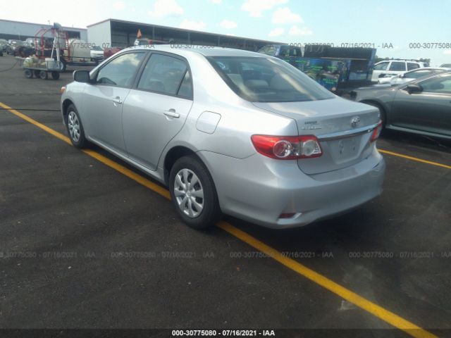 Photo 2 VIN: 2T1BU4EE5BC690278 - TOYOTA COROLLA 