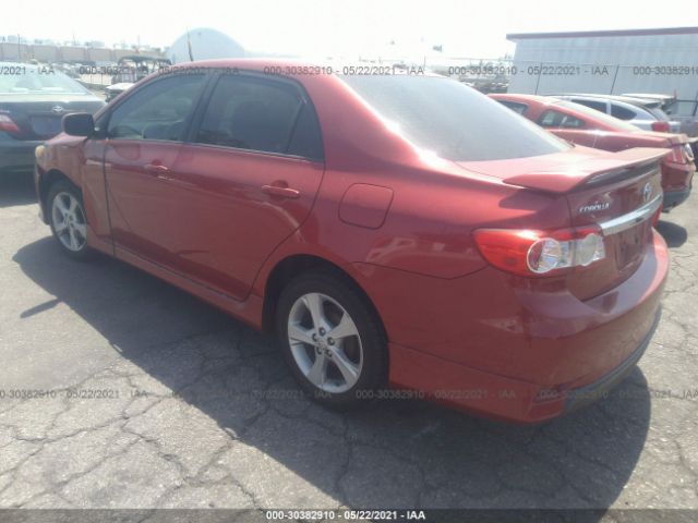 Photo 2 VIN: 2T1BU4EE5BC700047 - TOYOTA COROLLA 