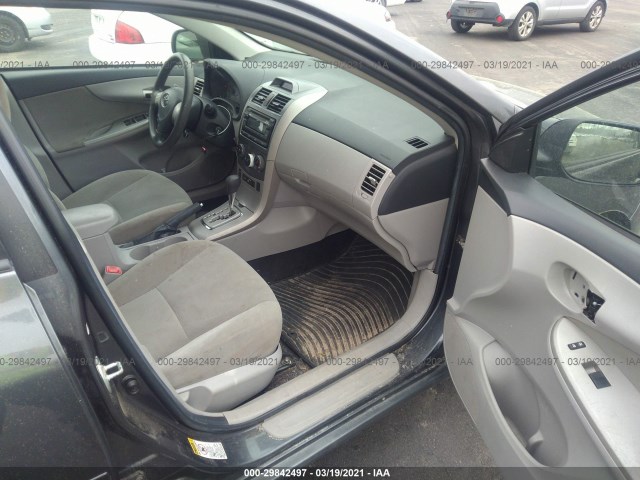 Photo 4 VIN: 2T1BU4EE5CC763408 - TOYOTA COROLLA 