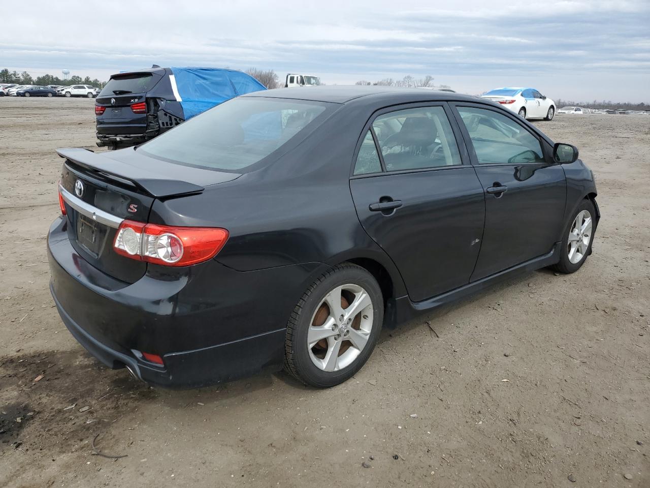 Photo 2 VIN: 2T1BU4EE5CC767085 - TOYOTA COROLLA 