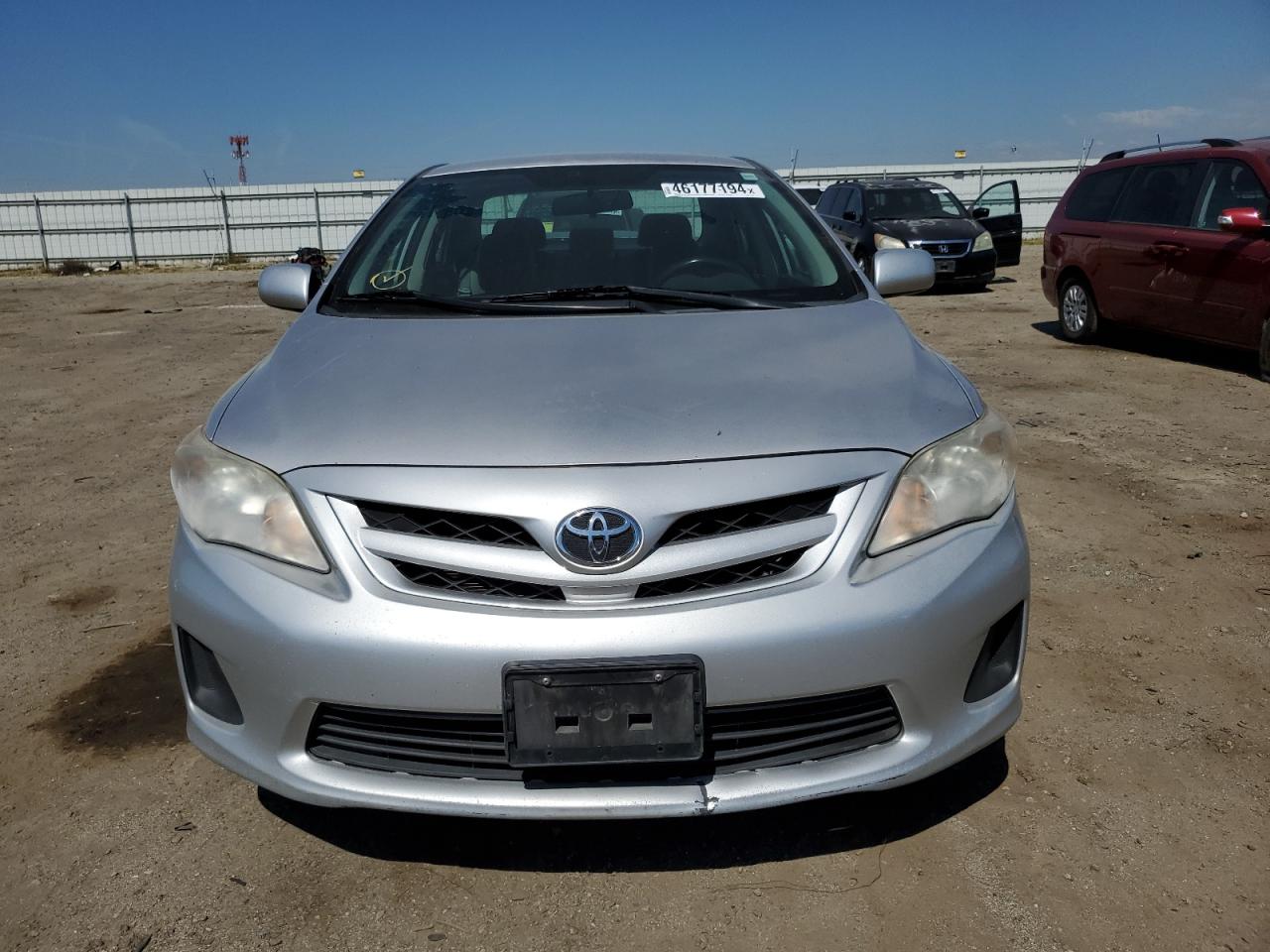 Photo 4 VIN: 2T1BU4EE5CC771427 - TOYOTA COROLLA 