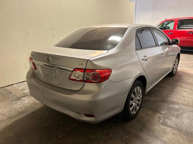 Photo 3 VIN: 2T1BU4EE5CC886996 - TOYOTA COROLLA BA 