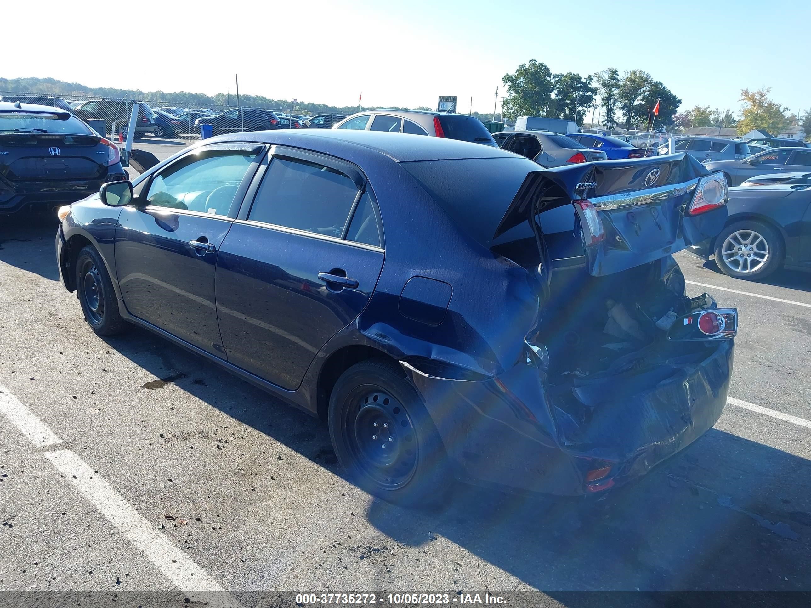 Photo 2 VIN: 2T1BU4EE5CC896976 - TOYOTA COROLLA 