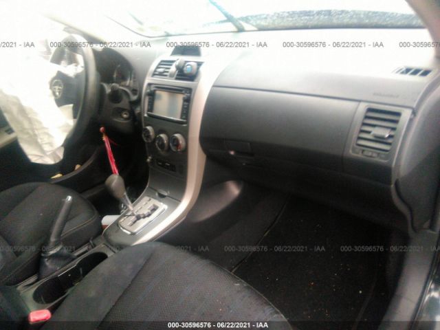 Photo 4 VIN: 2T1BU4EE5CC898873 - TOYOTA COROLLA 