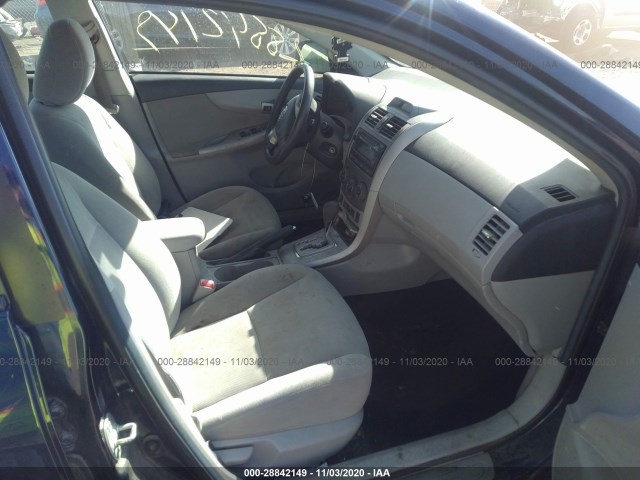 Photo 4 VIN: 2T1BU4EE5CC905580 - TOYOTA COROLLA 