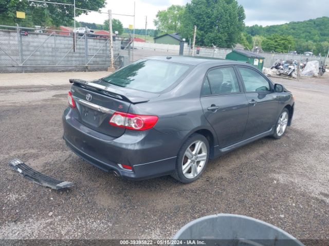 Photo 3 VIN: 2T1BU4EE5DC102527 - TOYOTA COROLLA 