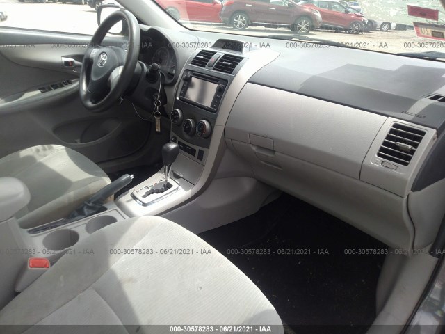 Photo 4 VIN: 2T1BU4EE5DC113138 - TOYOTA COROLLA 