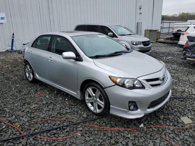 Photo 3 VIN: 2T1BU4EE5DC989546 - TOYOTA COROLLA 