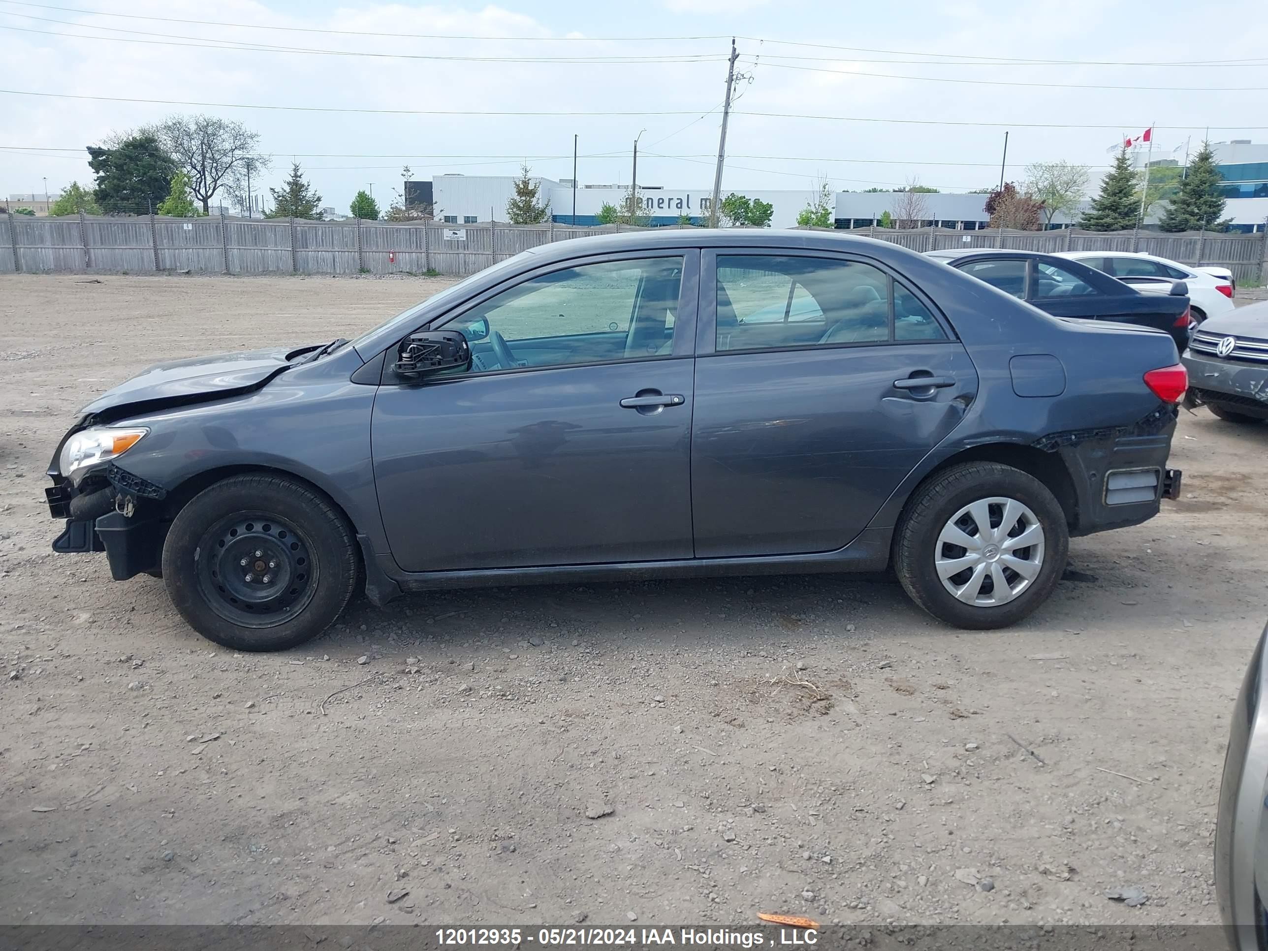 Photo 14 VIN: 2T1BU4EE6AC192895 - TOYOTA COROLLA 