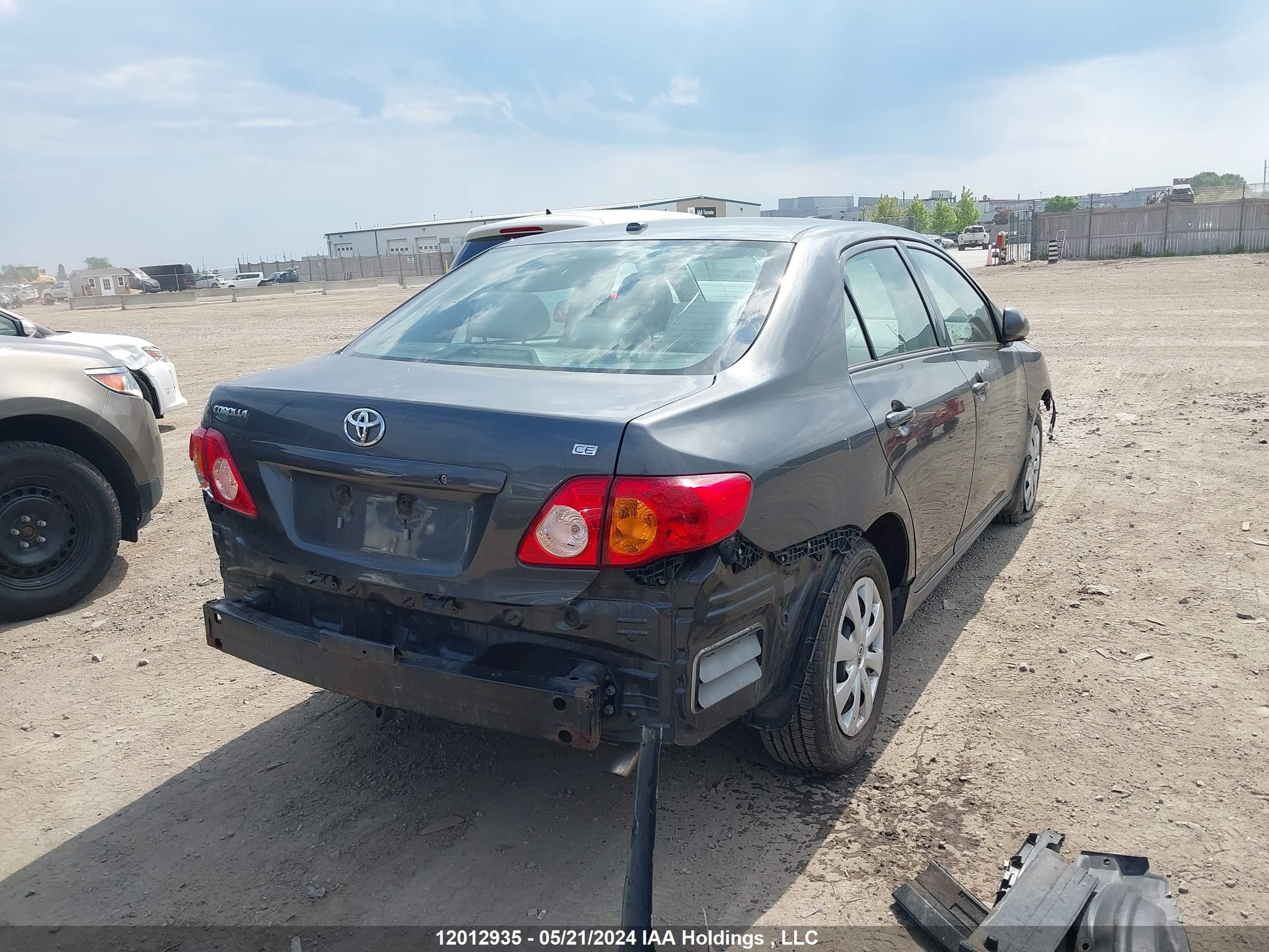 Photo 3 VIN: 2T1BU4EE6AC192895 - TOYOTA COROLLA 