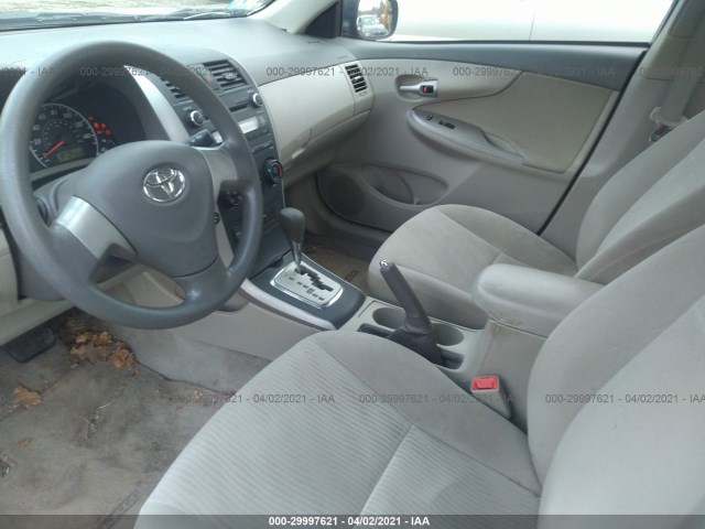 Photo 4 VIN: 2T1BU4EE6AC217519 - TOYOTA COROLLA 