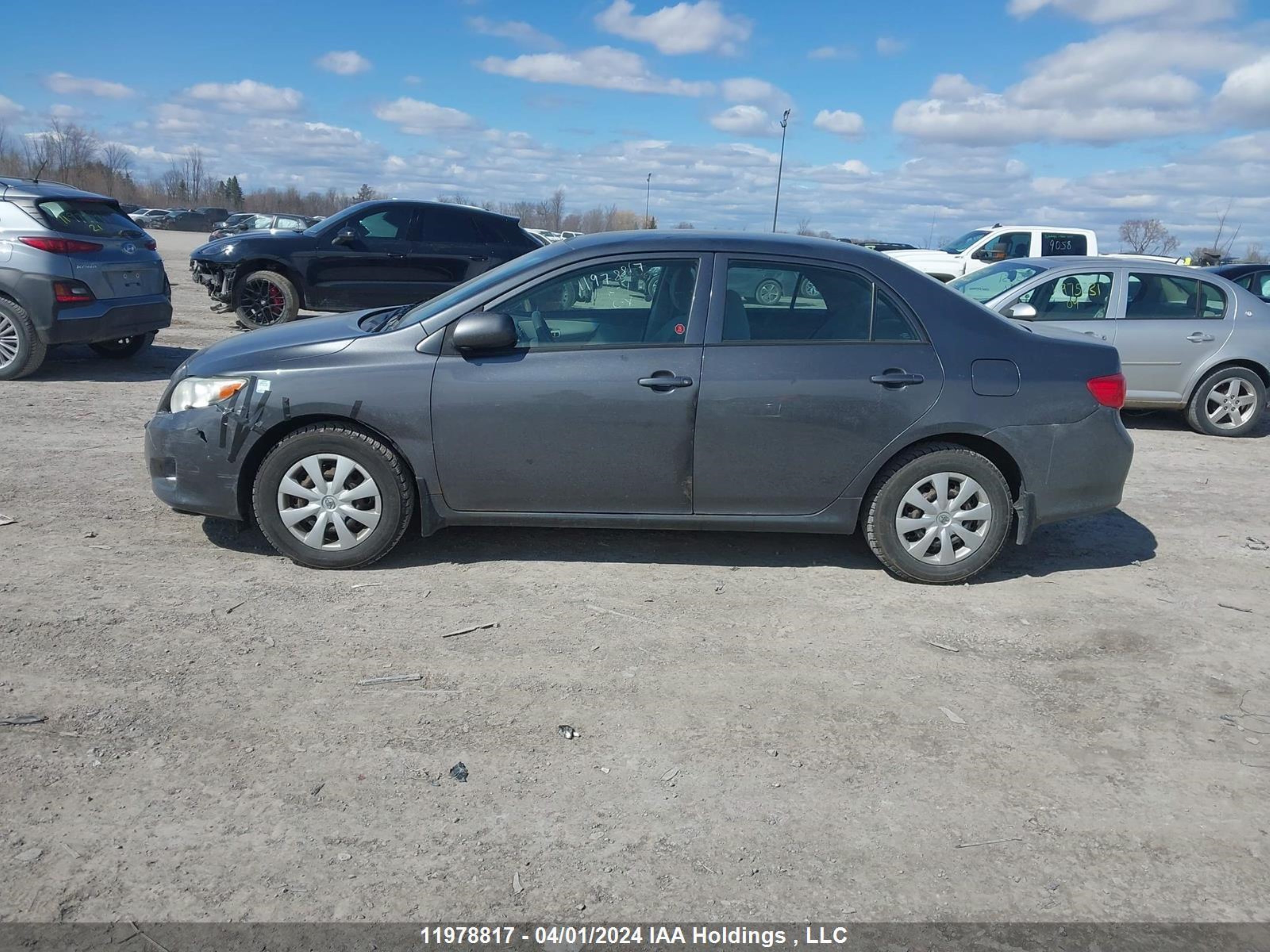 Photo 13 VIN: 2T1BU4EE6AC302604 - TOYOTA COROLLA 