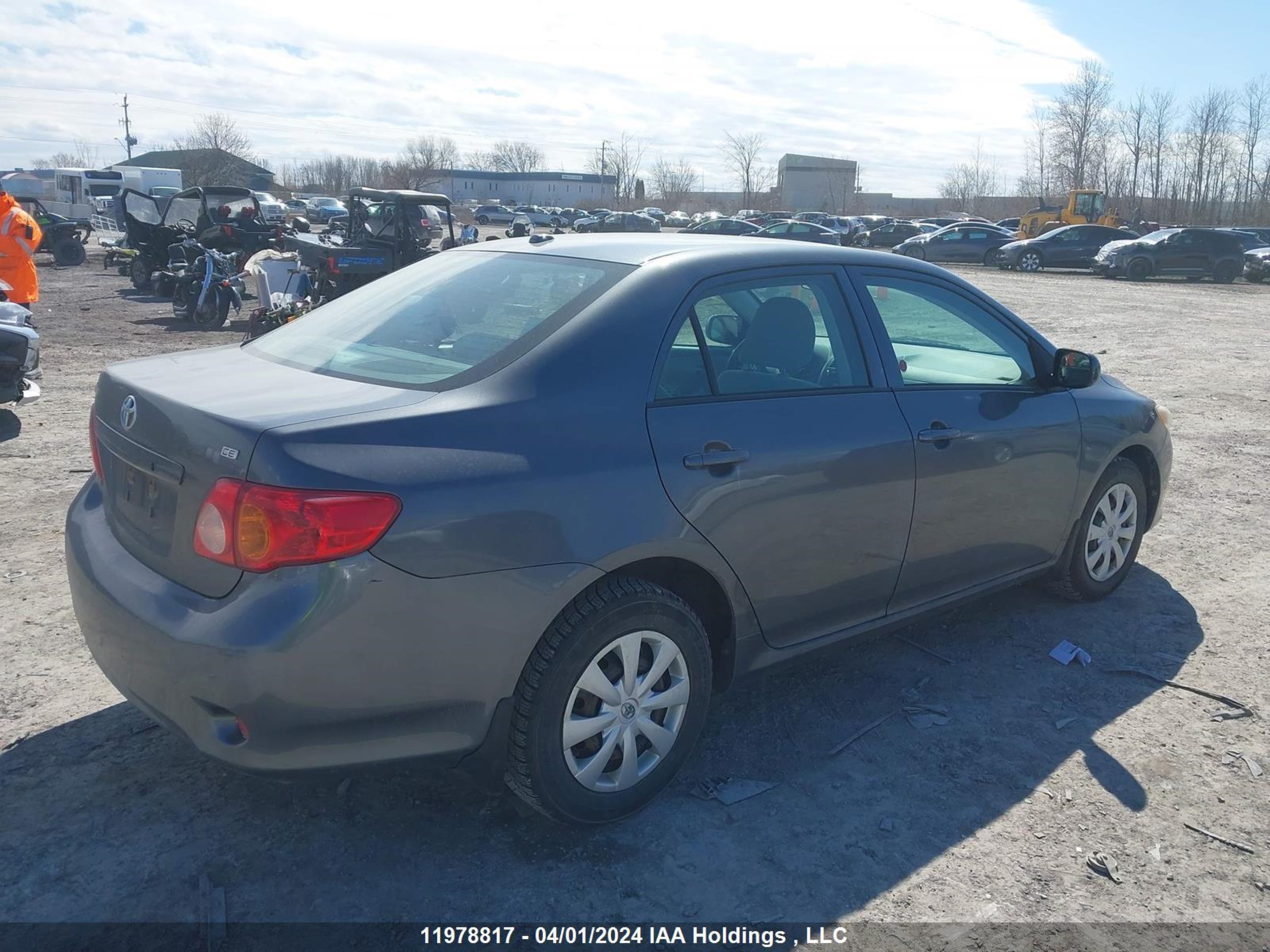 Photo 3 VIN: 2T1BU4EE6AC302604 - TOYOTA COROLLA 