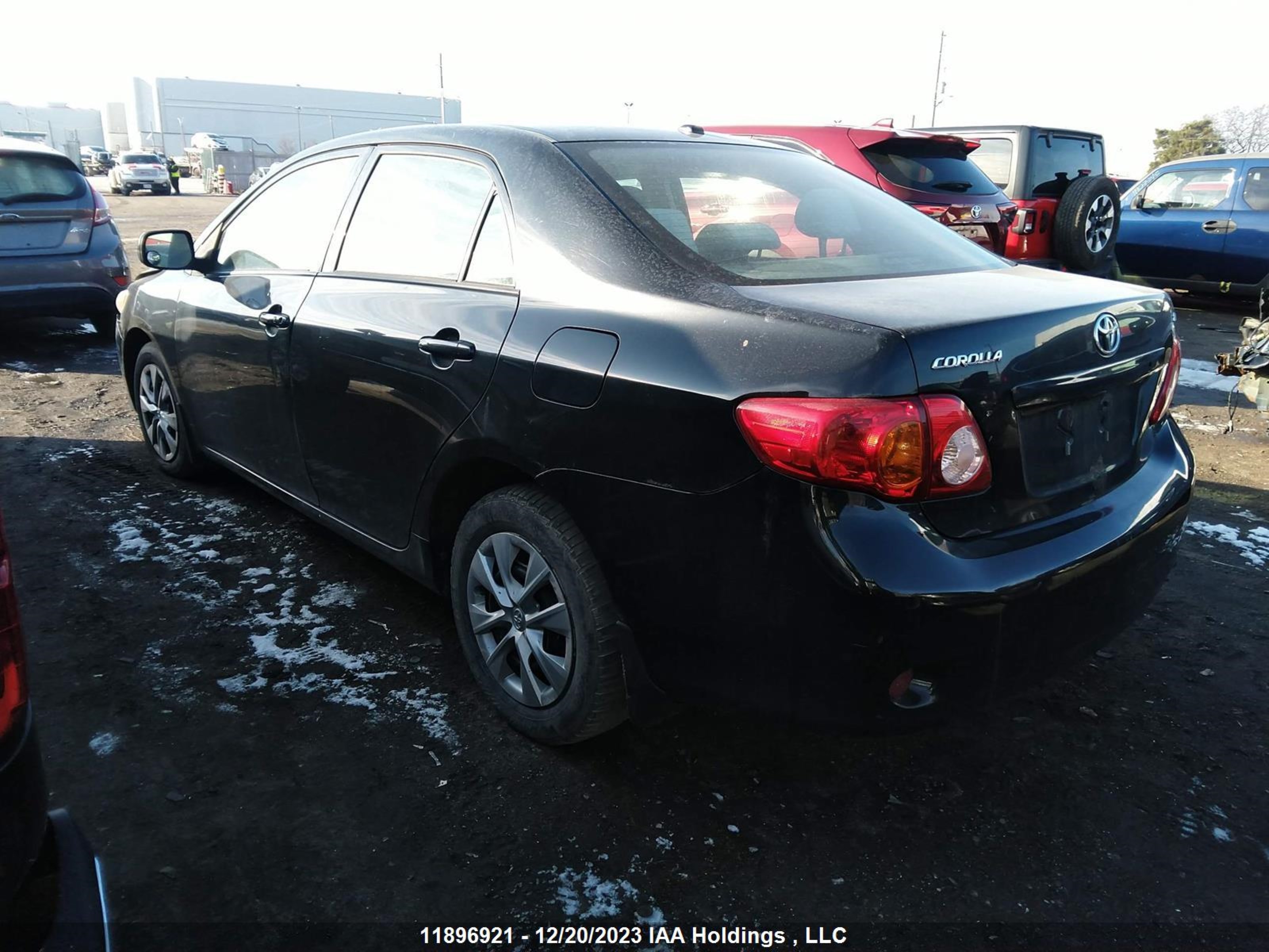 Photo 2 VIN: 2T1BU4EE6AC352502 - TOYOTA COROLLA 