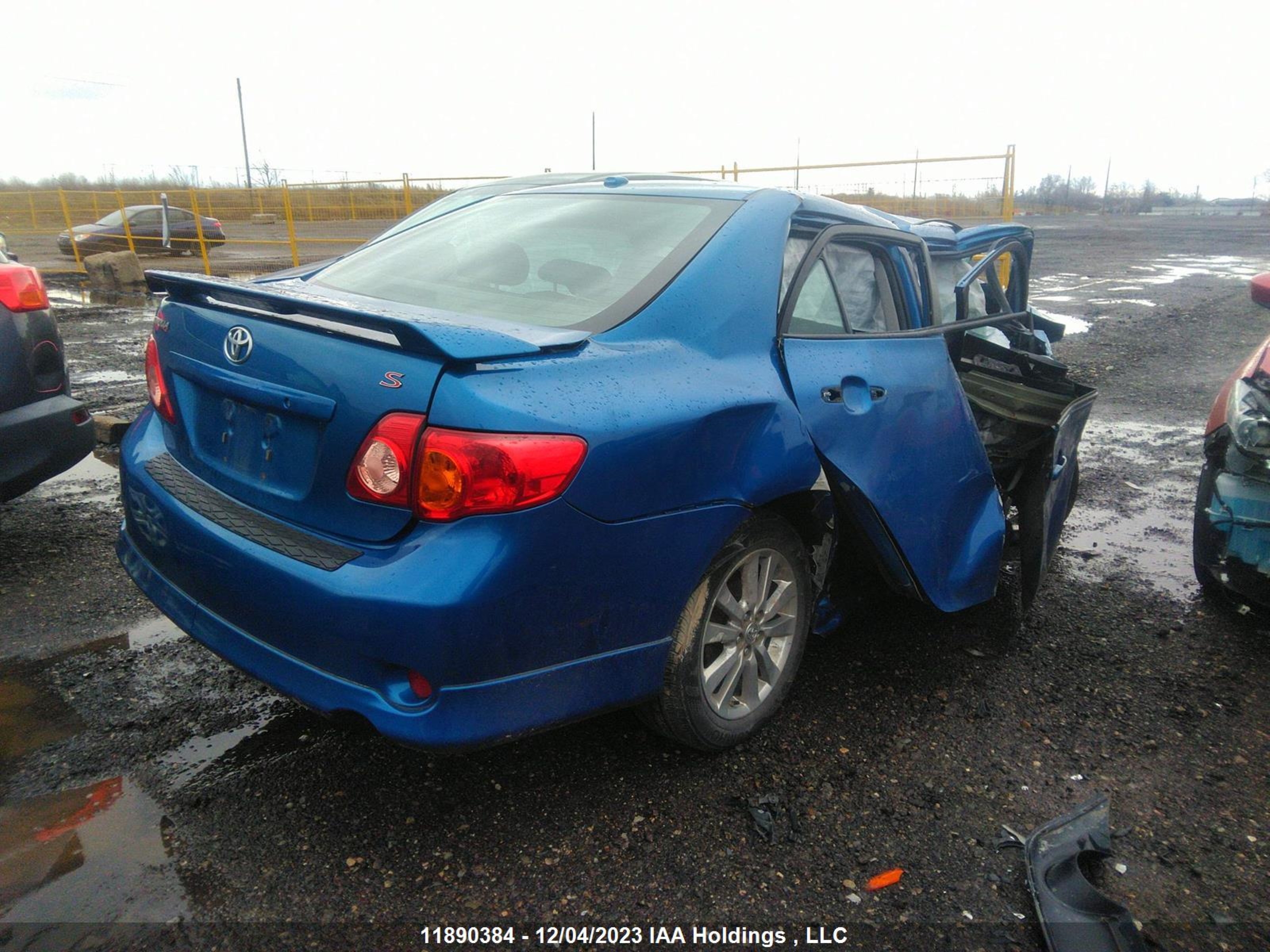 Photo 3 VIN: 2T1BU4EE6AC389484 - TOYOTA COROLLA 