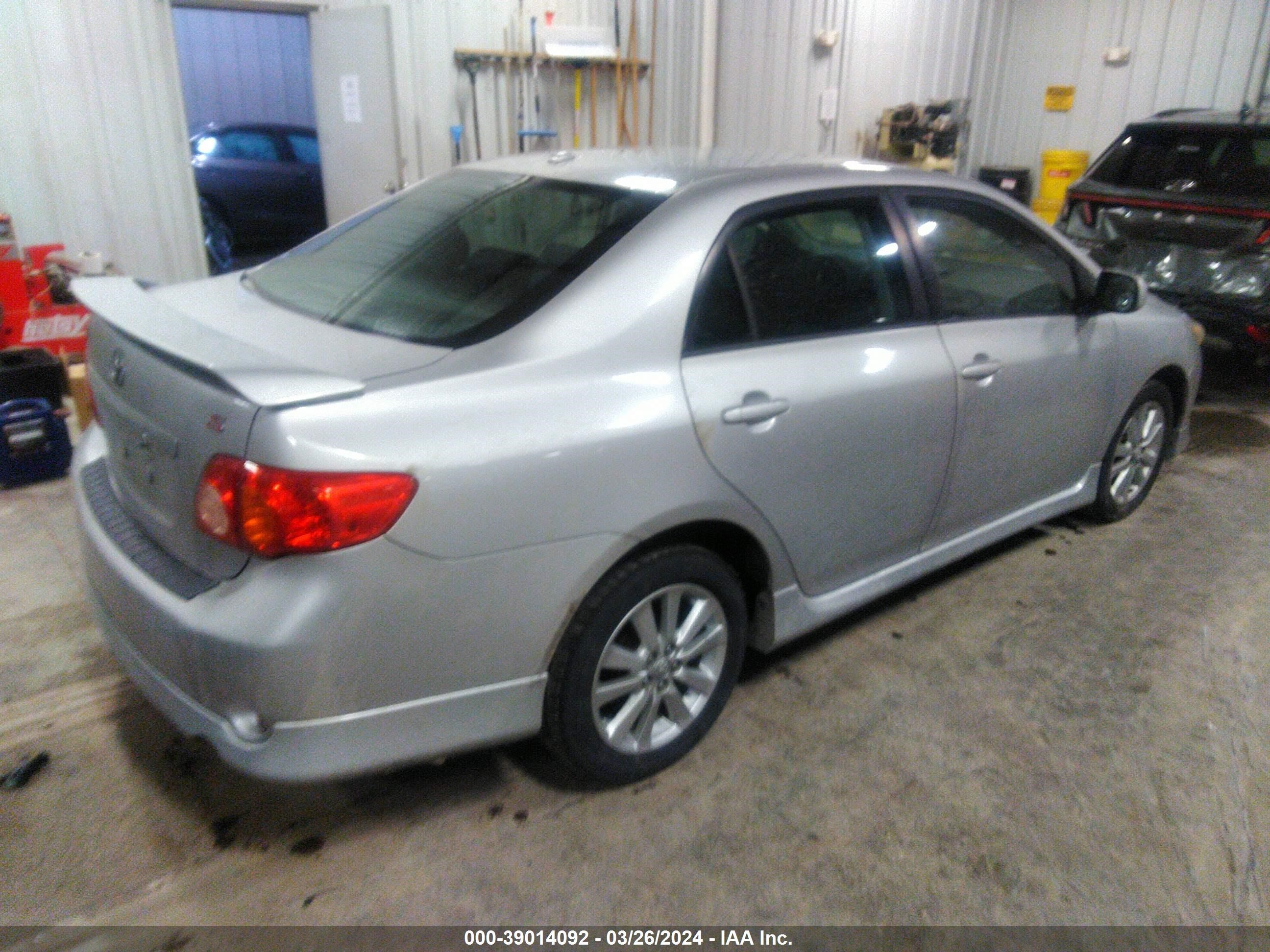 Photo 3 VIN: 2T1BU4EE6AC441518 - TOYOTA COROLLA 