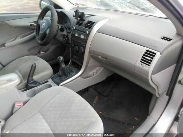 Photo 4 VIN: 2T1BU4EE6AC461316 - TOYOTA COROLLA 