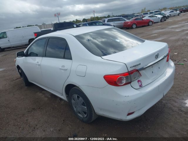 Photo 2 VIN: 2T1BU4EE6BC596703 - TOYOTA COROLLA 