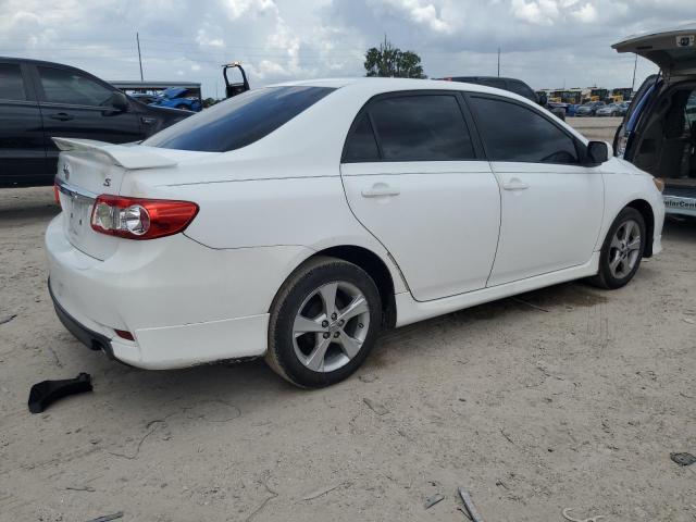 Photo 2 VIN: 2T1BU4EE6BC620319 - TOYOTA COROLLA 