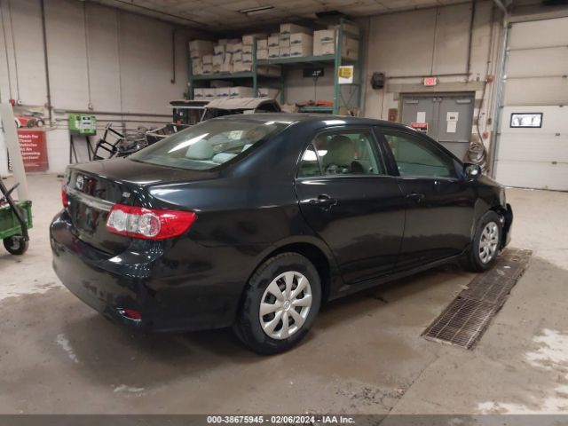 Photo 3 VIN: 2T1BU4EE6BC695263 - TOYOTA COROLLA 