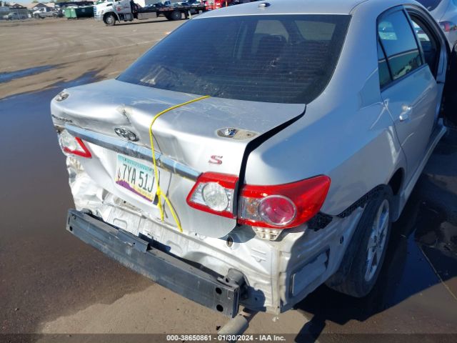 Photo 5 VIN: 2T1BU4EE6BC697028 - TOYOTA COROLLA 