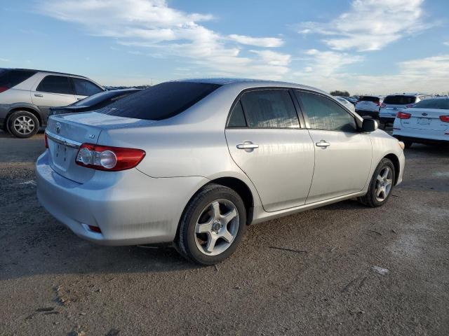 Photo 2 VIN: 2T1BU4EE6CC761781 - TOYOTA COROLLA 