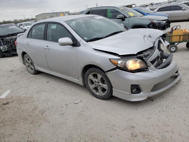 Photo 3 VIN: 2T1BU4EE6CC808663 - TOYOTA COROLLA 