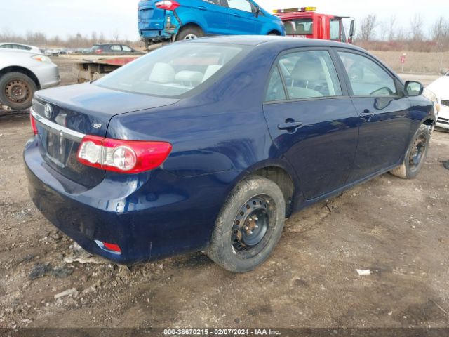 Photo 3 VIN: 2T1BU4EE6CC852372 - TOYOTA COROLLA 