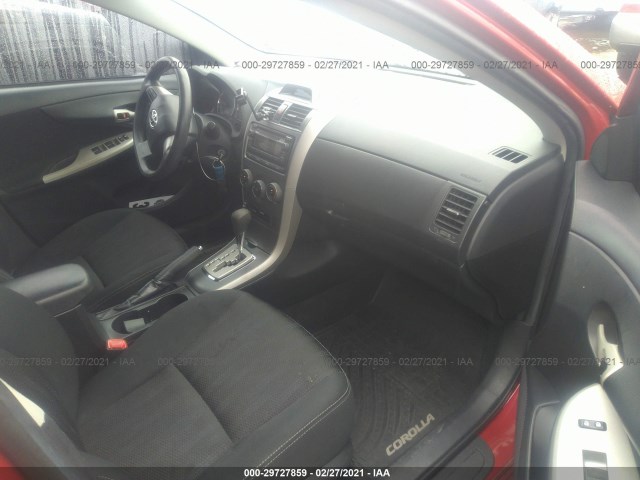 Photo 4 VIN: 2T1BU4EE6CC852937 - TOYOTA COROLLA 