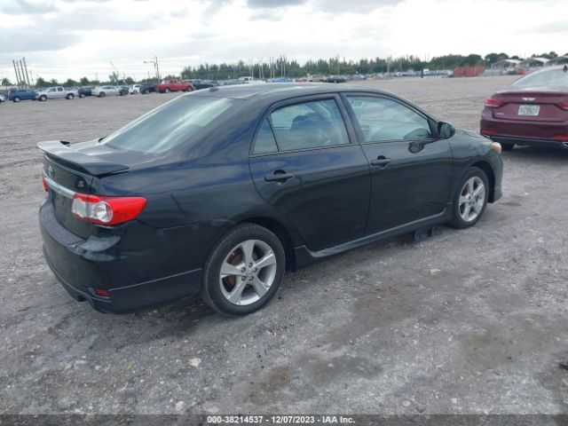 Photo 3 VIN: 2T1BU4EE6CC861752 - TOYOTA COROLLA 