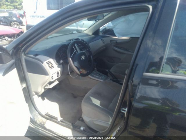 Photo 4 VIN: 2T1BU4EE6CC876669 - TOYOTA COROLLA 