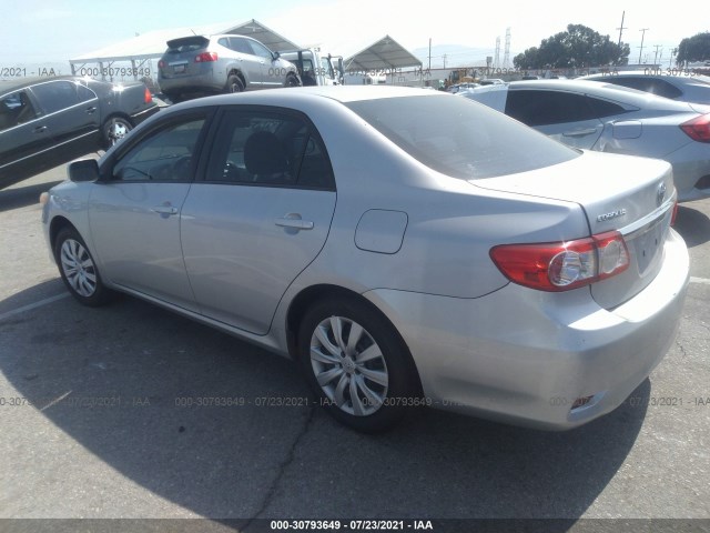 Photo 2 VIN: 2T1BU4EE6CC882665 - TOYOTA COROLLA 