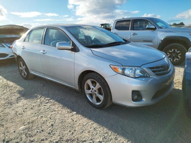 Photo 3 VIN: 2T1BU4EE6DC064421 - TOYOTA COROLLA BA 