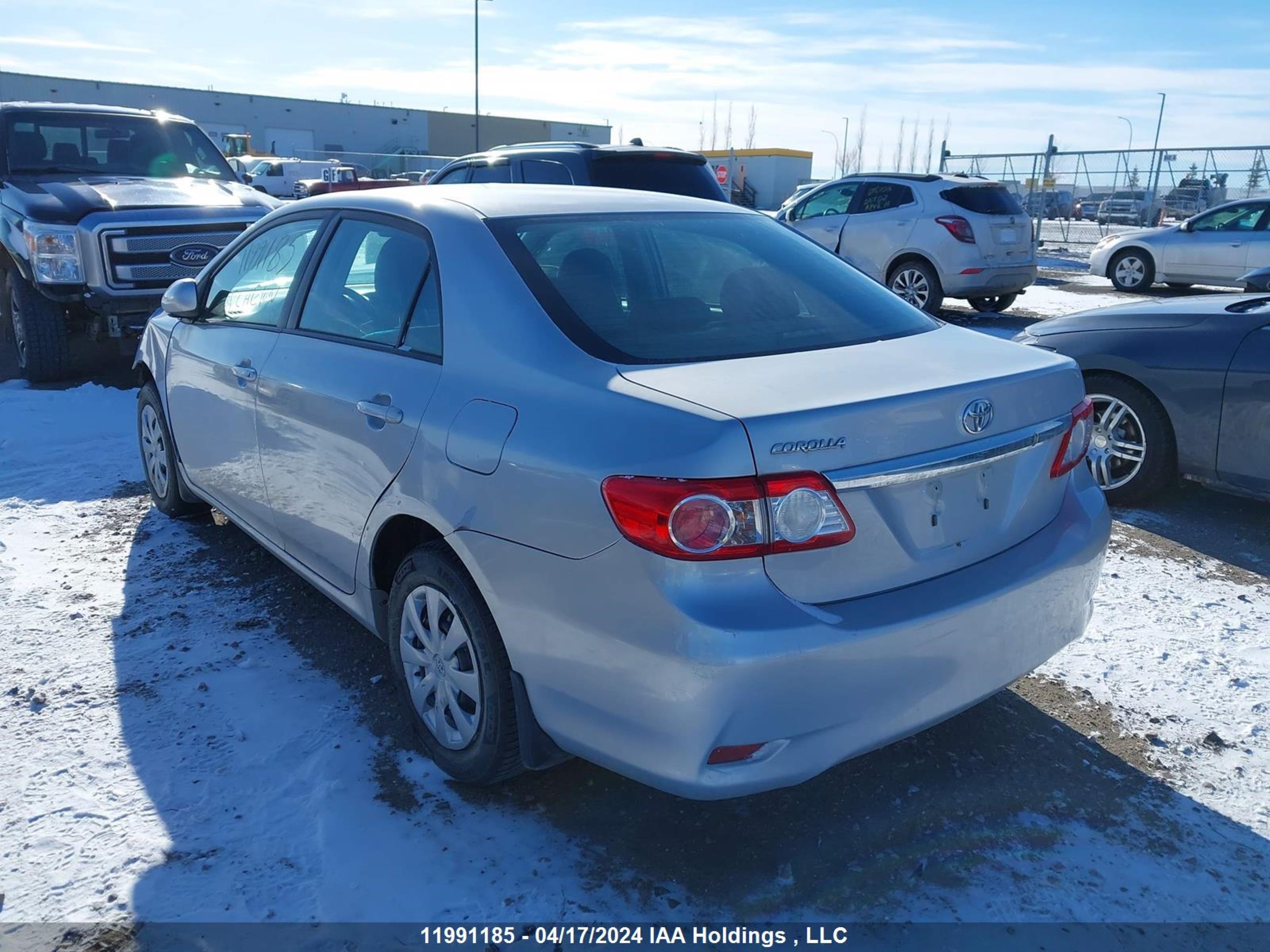 Photo 2 VIN: 2T1BU4EE6DC065147 - TOYOTA COROLLA 