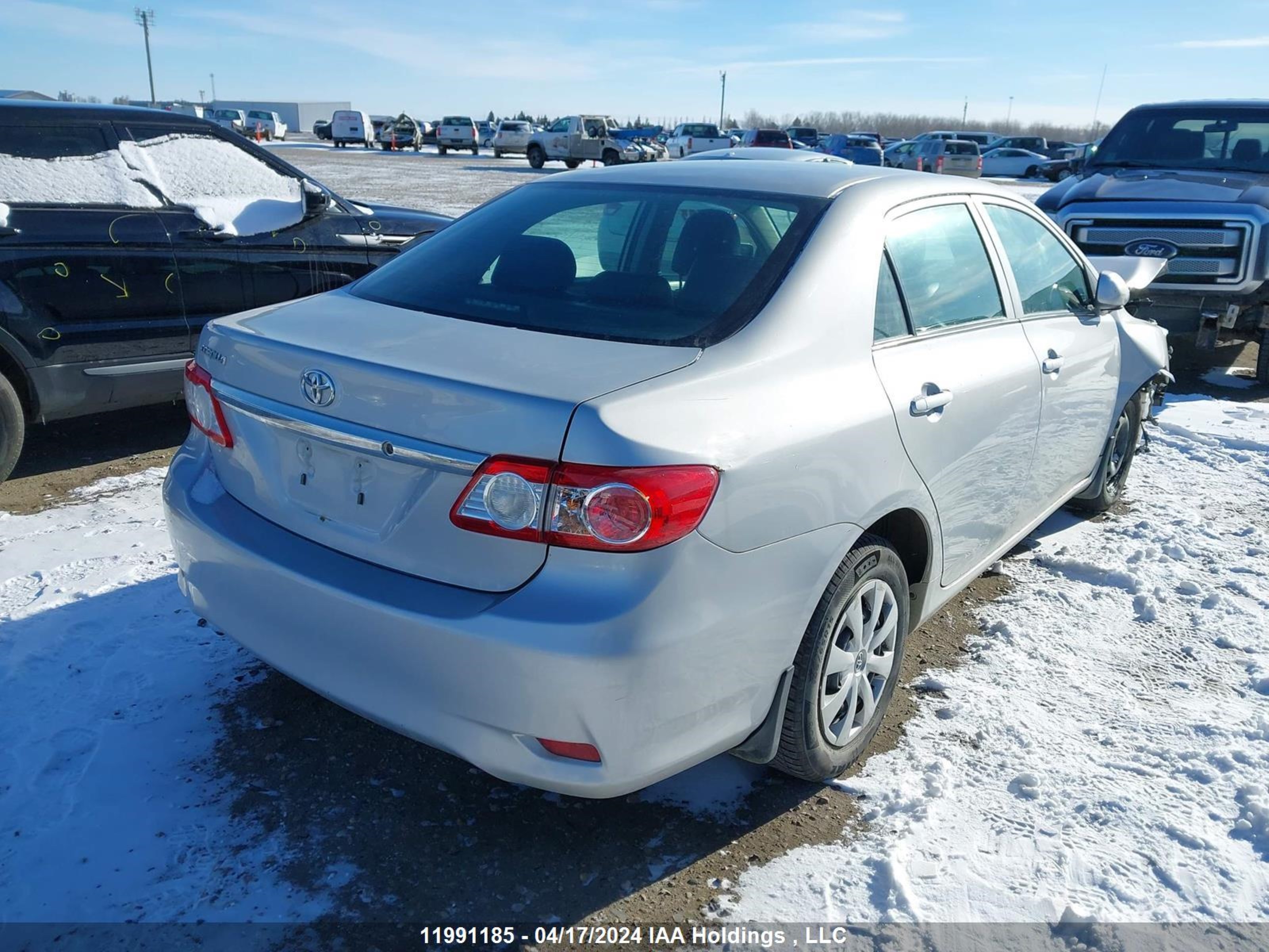 Photo 3 VIN: 2T1BU4EE6DC065147 - TOYOTA COROLLA 