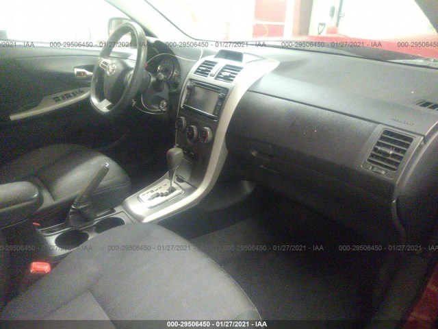 Photo 4 VIN: 2T1BU4EE6DC074642 - TOYOTA COROLLA 