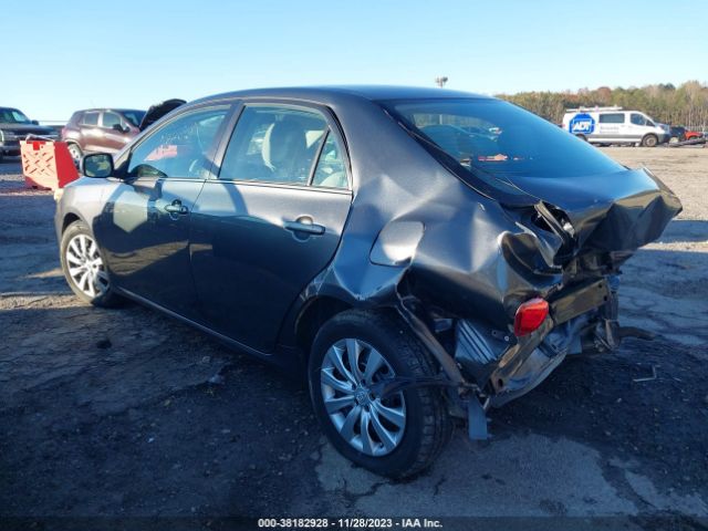 Photo 2 VIN: 2T1BU4EE6DC089450 - TOYOTA COROLLA 