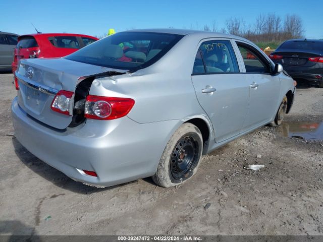 Photo 3 VIN: 2T1BU4EE6DC100513 - TOYOTA COROLLA 