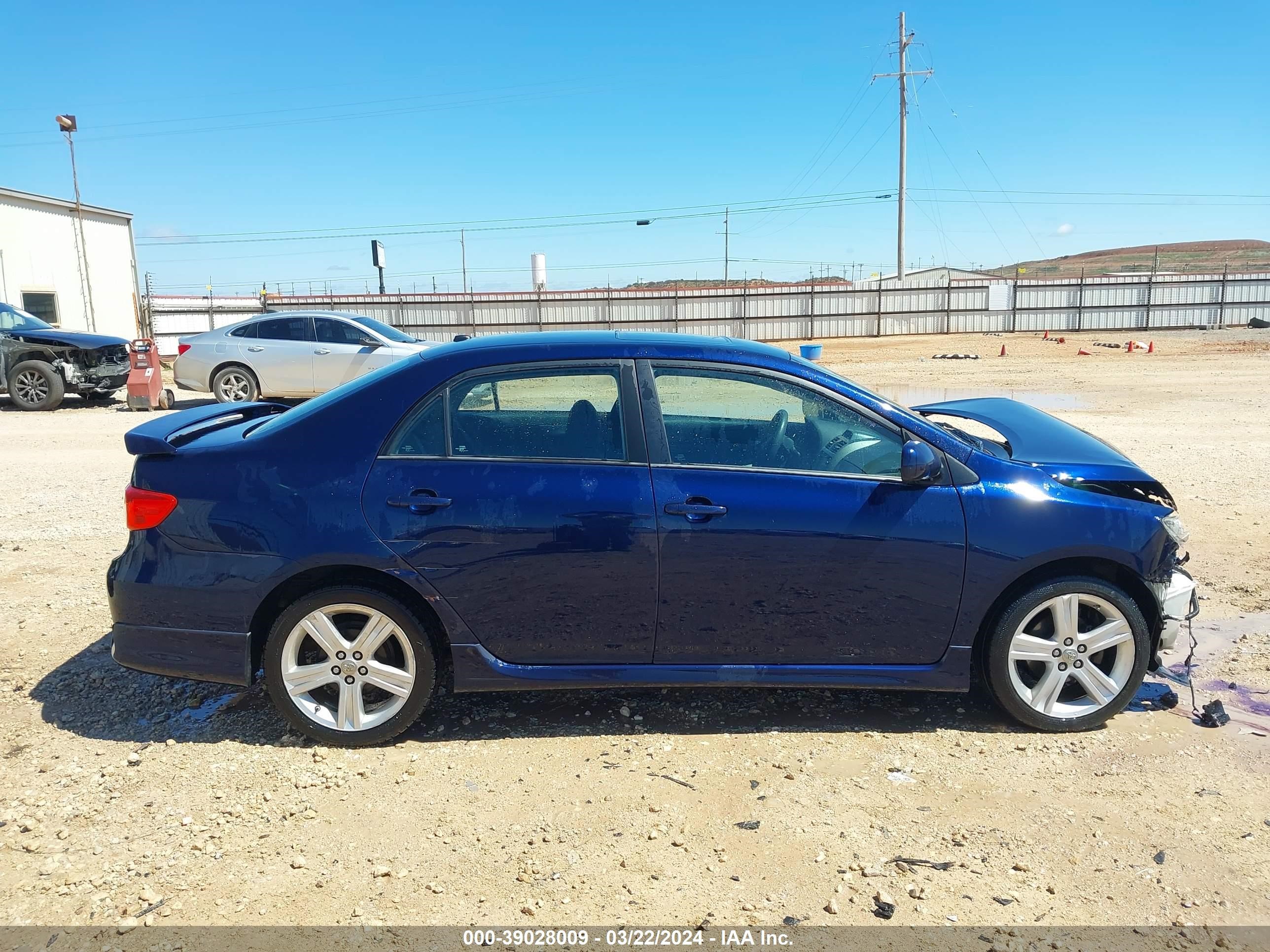 Photo 13 VIN: 2T1BU4EE6DC122768 - TOYOTA COROLLA 