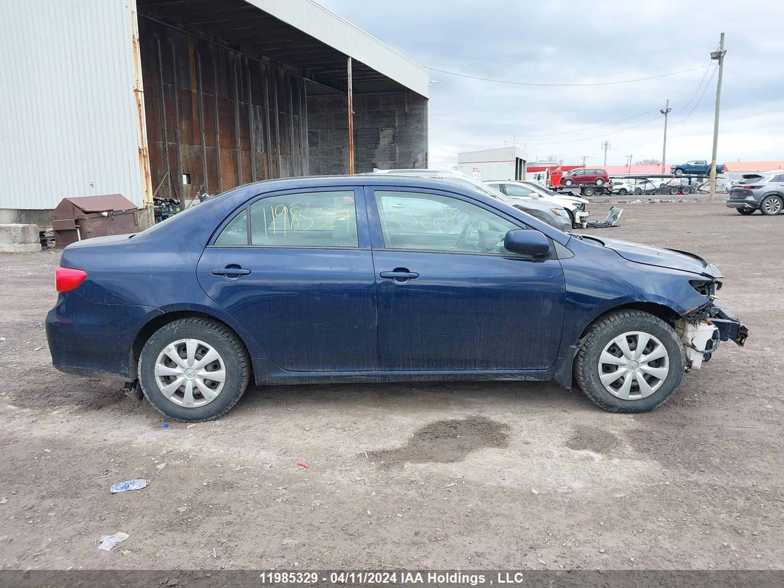 Photo 13 VIN: 2T1BU4EE6DC124150 - TOYOTA COROLLA 