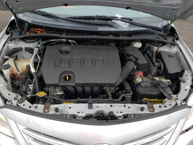 Photo 6 VIN: 2T1BU4EE6DC980807 - TOYOTA COROLLA 