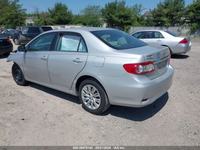 Photo 2 VIN: 2T1BU4EE6DC988695 - TOYOTA COROLLA 