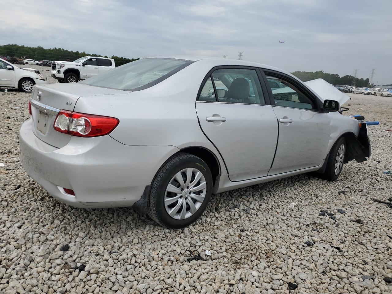 Photo 2 VIN: 2T1BU4EE6DC989359 - TOYOTA COROLLA 