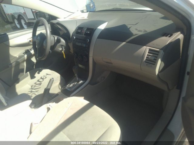 Photo 4 VIN: 2T1BU4EE7AC262064 - TOYOTA COROLLA 