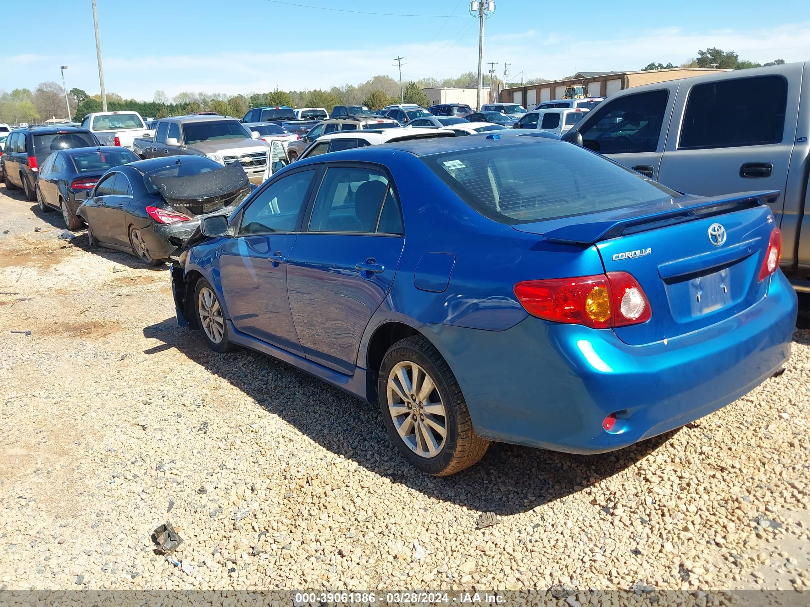 Photo 2 VIN: 2T1BU4EE7AC468467 - TOYOTA COROLLA 