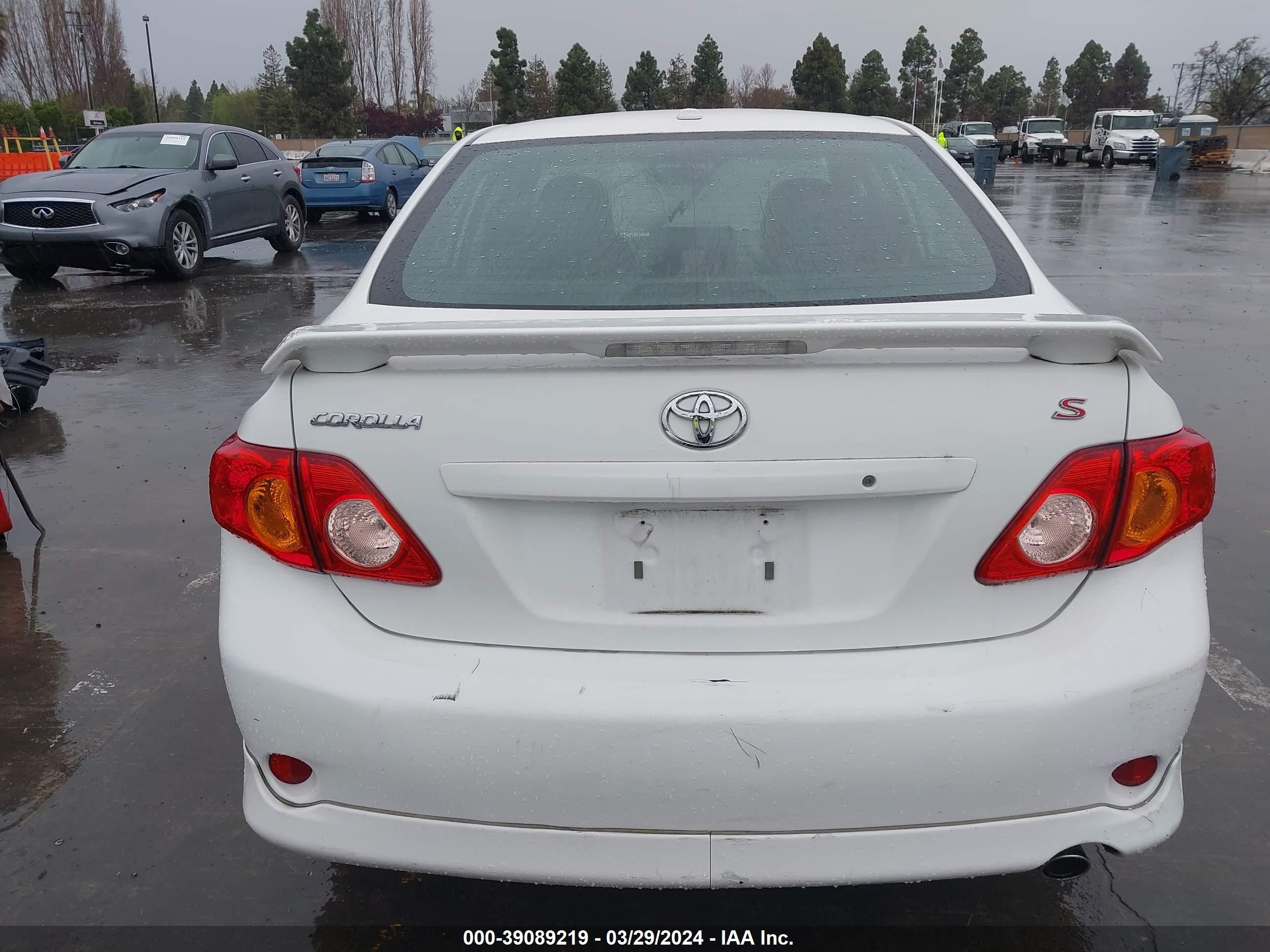 Photo 16 VIN: 2T1BU4EE7AC499993 - TOYOTA COROLLA 