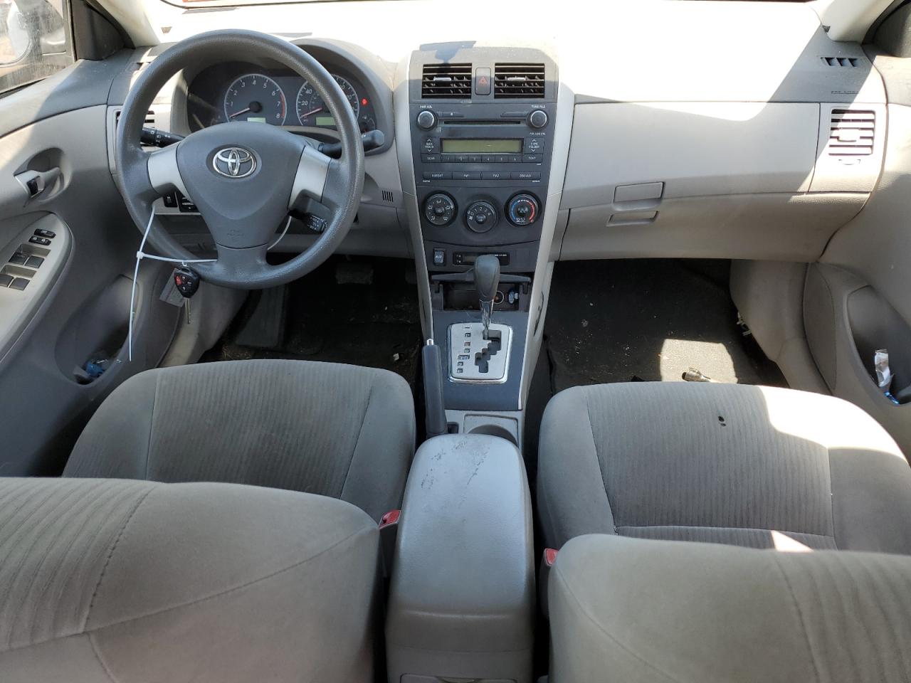 Photo 7 VIN: 2T1BU4EE7AC503086 - TOYOTA COROLLA 