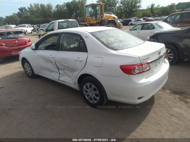 Photo 2 VIN: 2T1BU4EE7BC643236 - TOYOTA COROLLA 