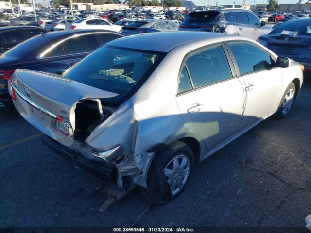 Photo 3 VIN: 2T1BU4EE7BC643558 - TOYOTA COROLLA 