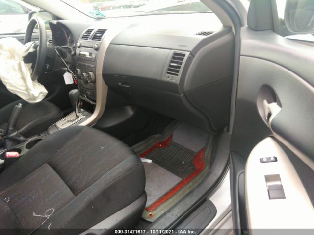 Photo 4 VIN: 2T1BU4EE7BC686426 - TOYOTA COROLLA 